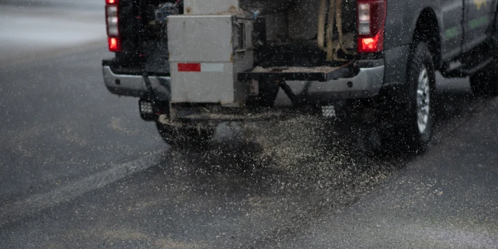 professional ice salting olean